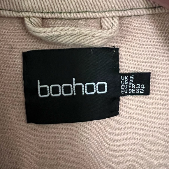 Boohoo cropped pink jean jacket - Picture 3 of 3